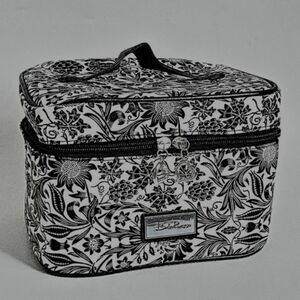 NWOT Bella Russo Makeup Bag